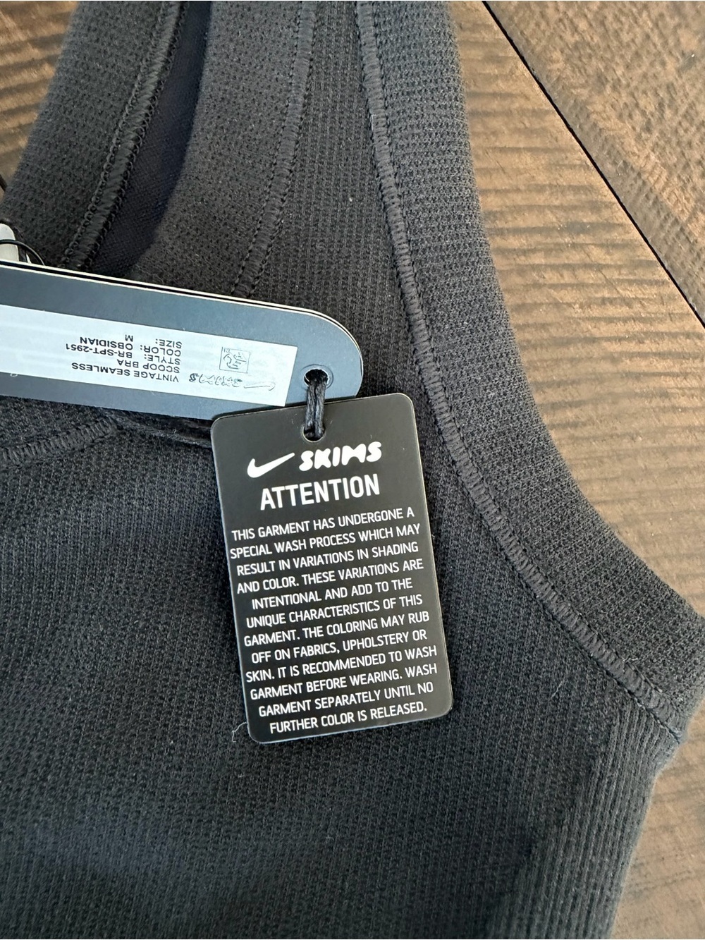 Skims Nike Vintage Seamless Scoop Bra - Picture 3 of 7